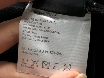 Il denim strappa la ghirlanda di cotone