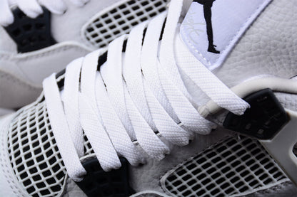 Air Jordan 4 Militär Schwarz 