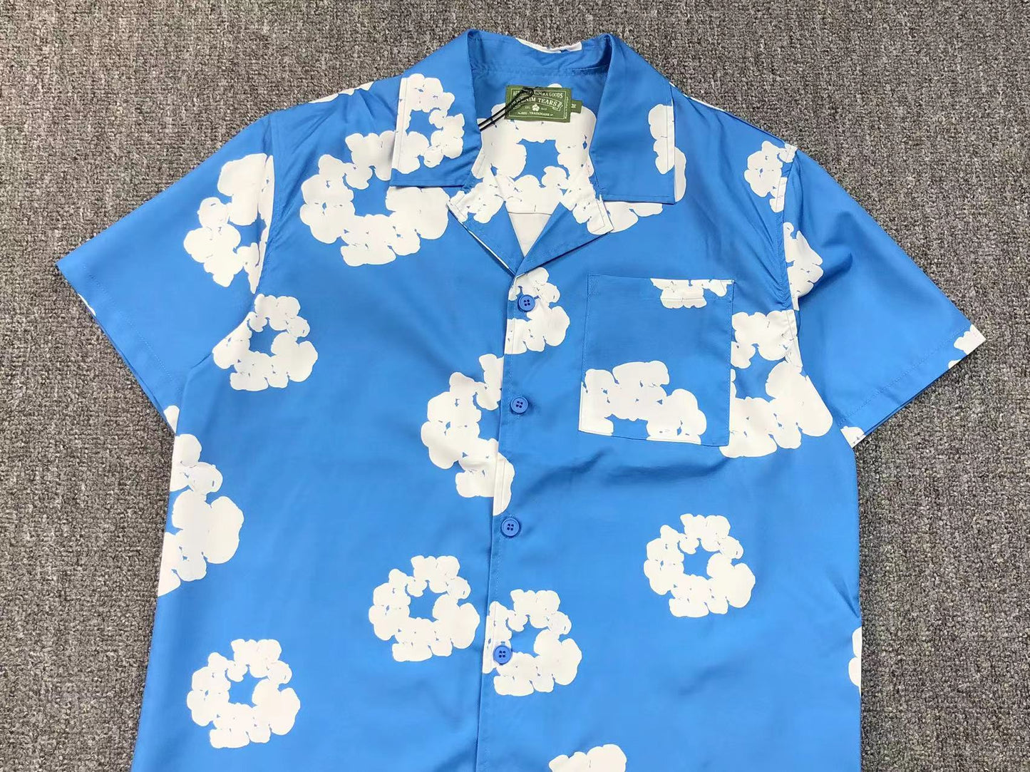 Tuta da bagno con strappi in denim