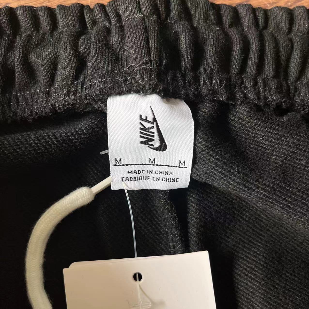 Pantaloni Nike