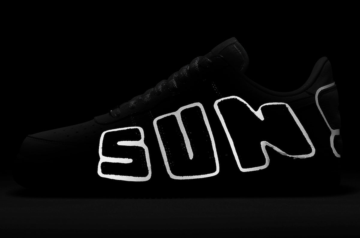 Mercato delle pulci di Cactus Plant x Air Force 1 