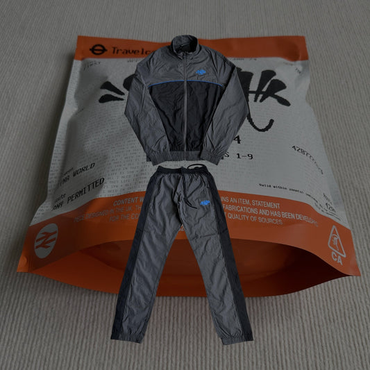 Squadra di tute Synaworld