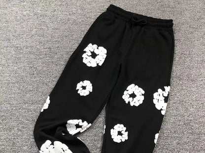 Il denim strappa la ghirlanda di cotone