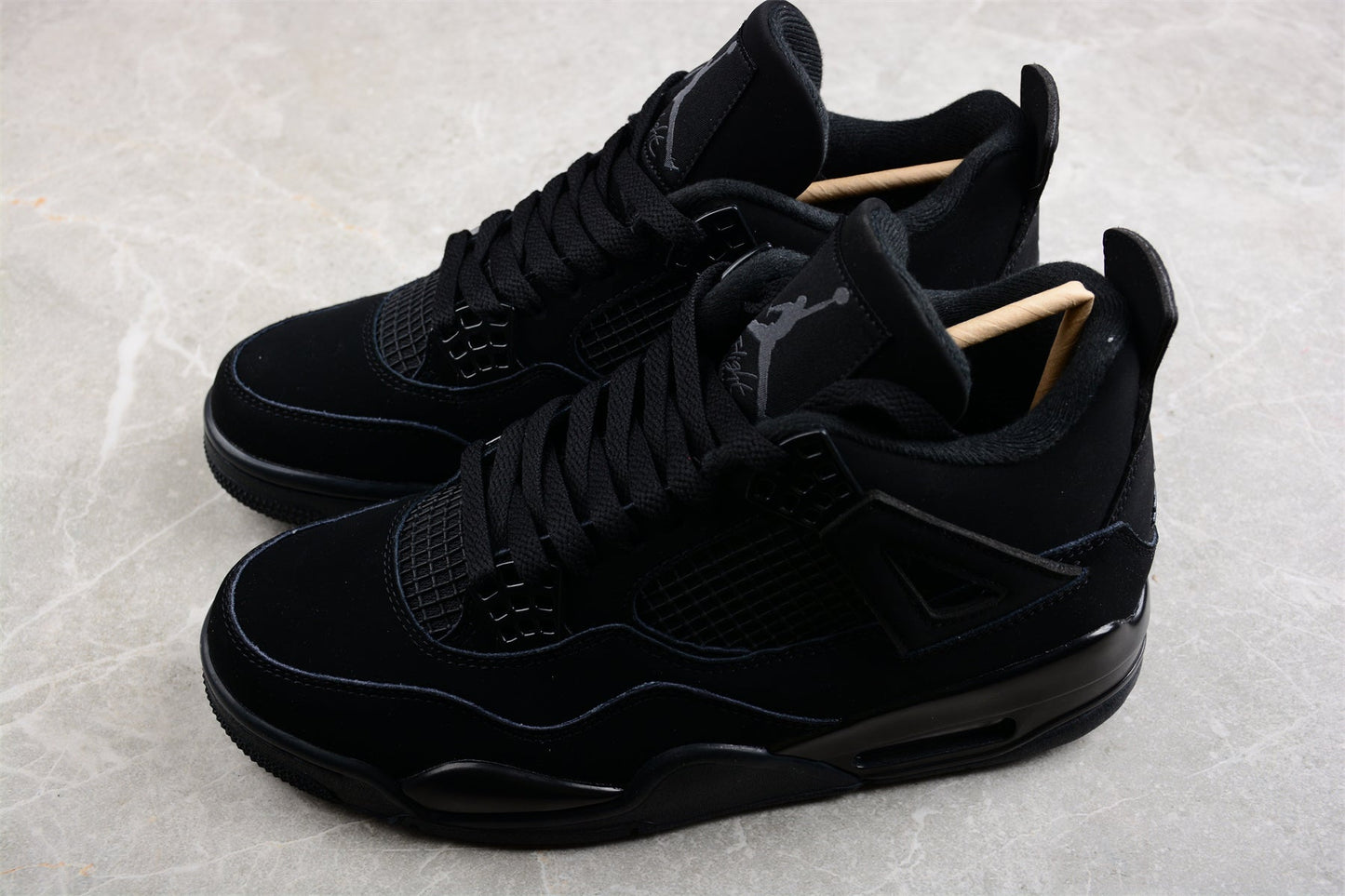Air Jordan 4 Schwarze Katze 