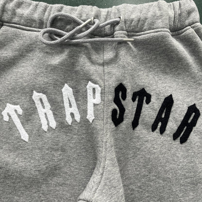 Trapstar Trainingsanzug mit geteiltem Bogen 