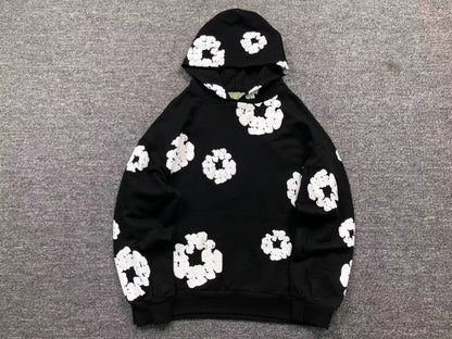 Il denim strappa la ghirlanda di cotone