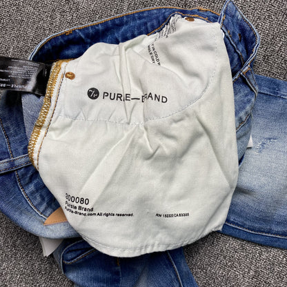Schmale Jeans der Marke Purple Brand
