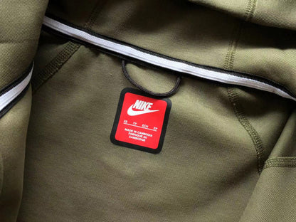 Nike Techfleece Anzug Neue Saison