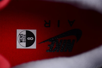 Air Jordan 4 Retro Bred 