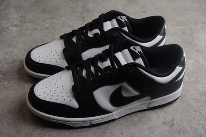 Nike Dunk Low Schwarzer Panda 