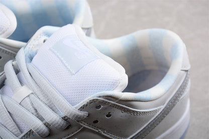 Nike SB Dunk Low Weißer Hummer 