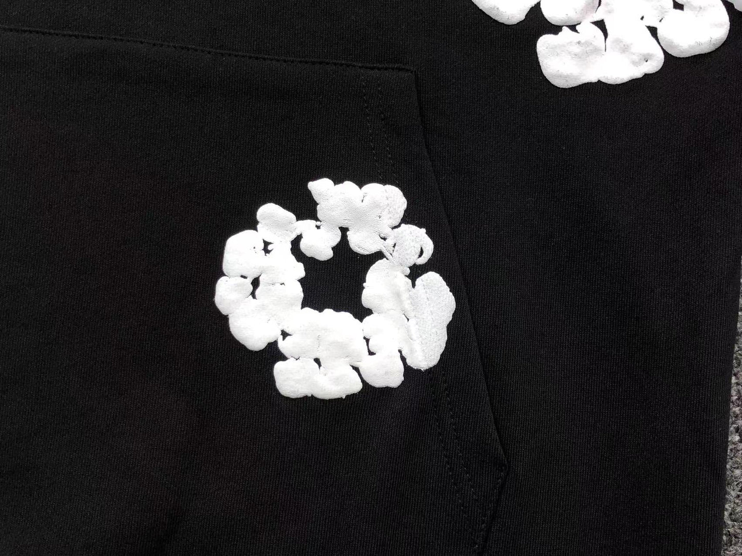 Il denim strappa la ghirlanda di cotone