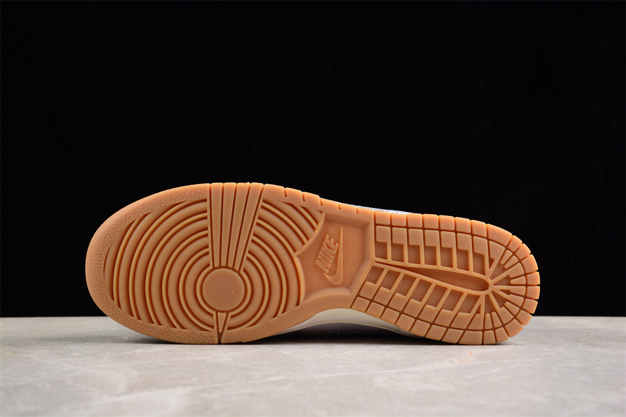 Nike Dunk Low New Americana Washed Denim 