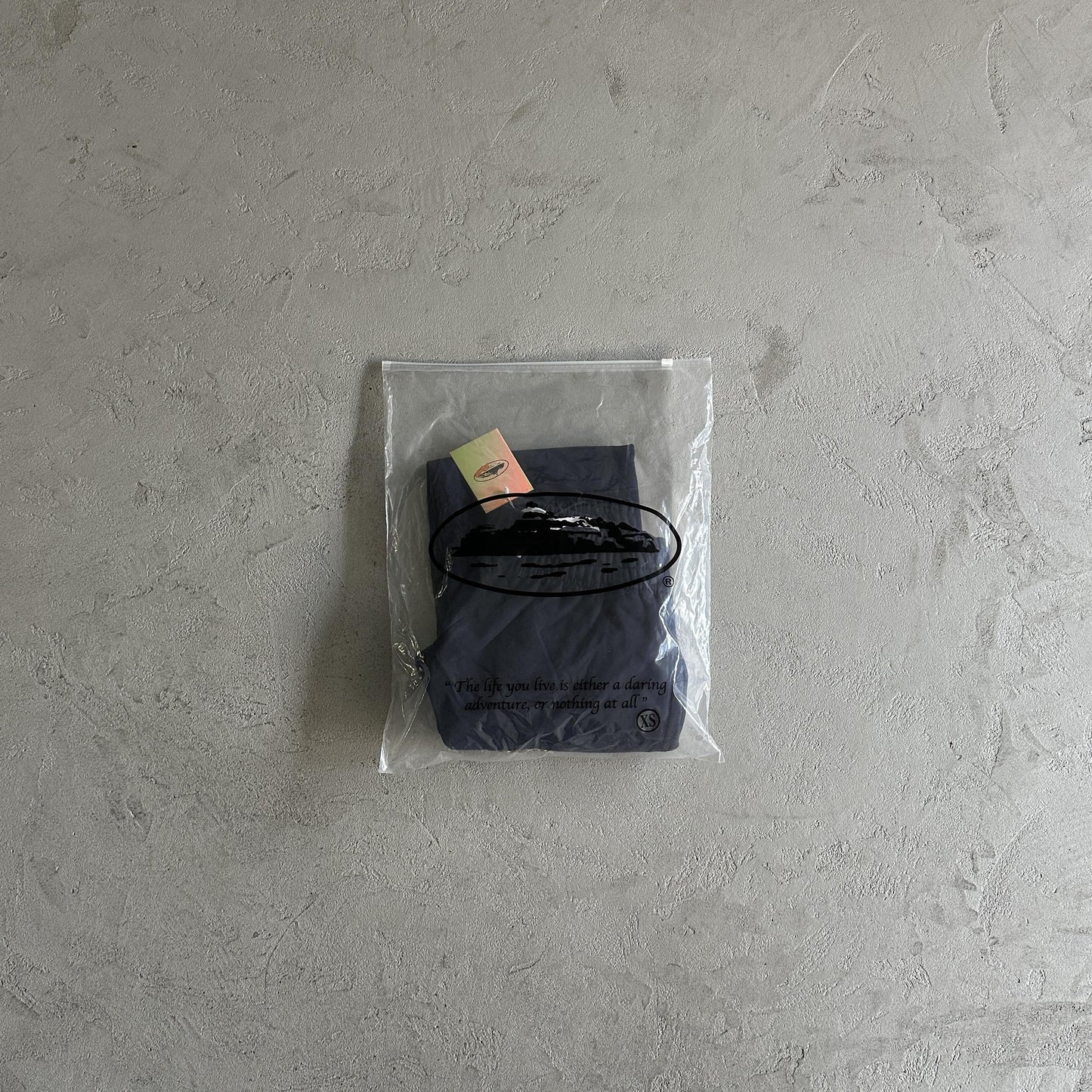 Corteiz Hose mit dreidimensionalem Adler-Print