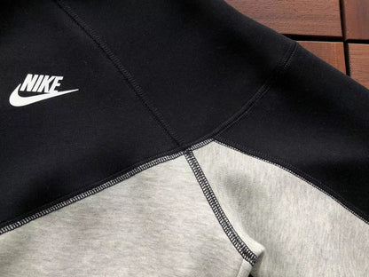 Nike Techfleece Anzug Neue Saison