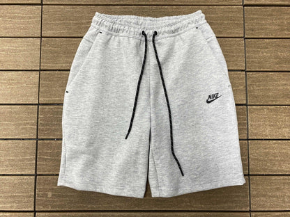 Pantaloncini Nike Techfleece 