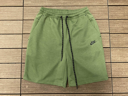 Pantaloncini Nike Techfleece 