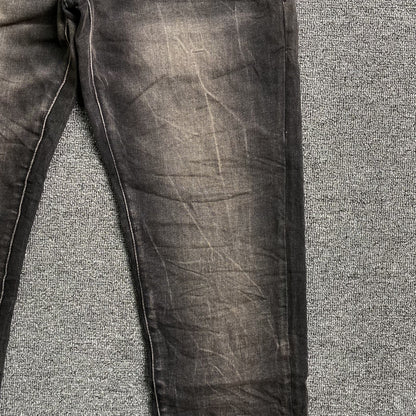 Schmale Jeans der Marke Purple Brand