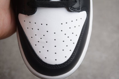 Nike Dunk Low Schwarzer Panda 