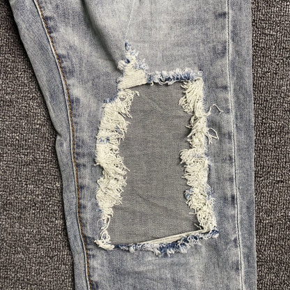 Schmale Jeans der Marke Purple Brand