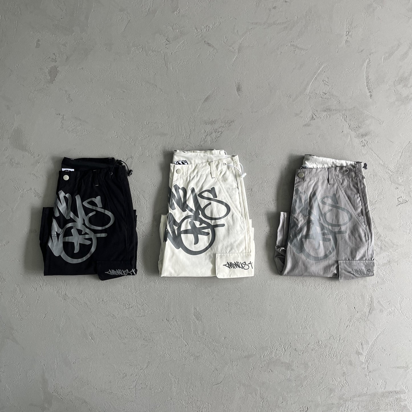 Minus Two Cargo-Shorts