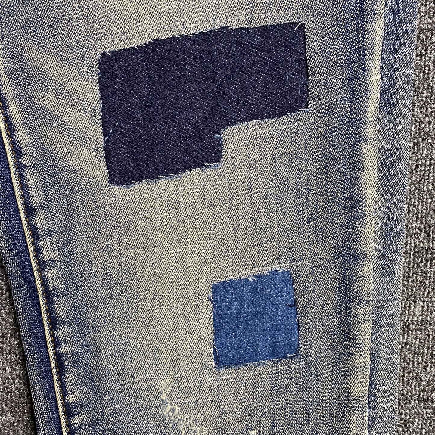 Schmale Jeans der Marke Purple Brand