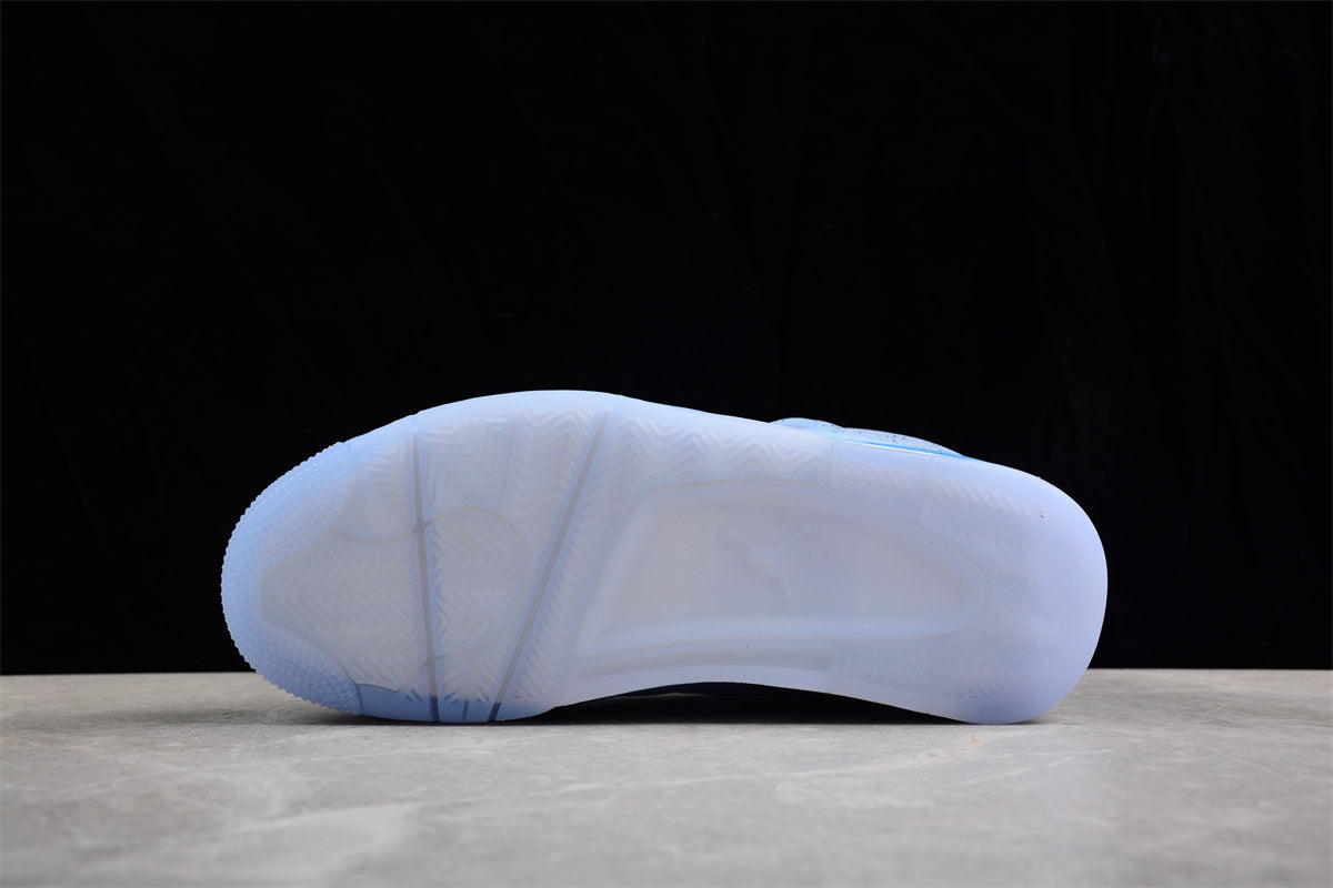 AIR JORDAN 4 RETRO "NCAA PE - UNC" 