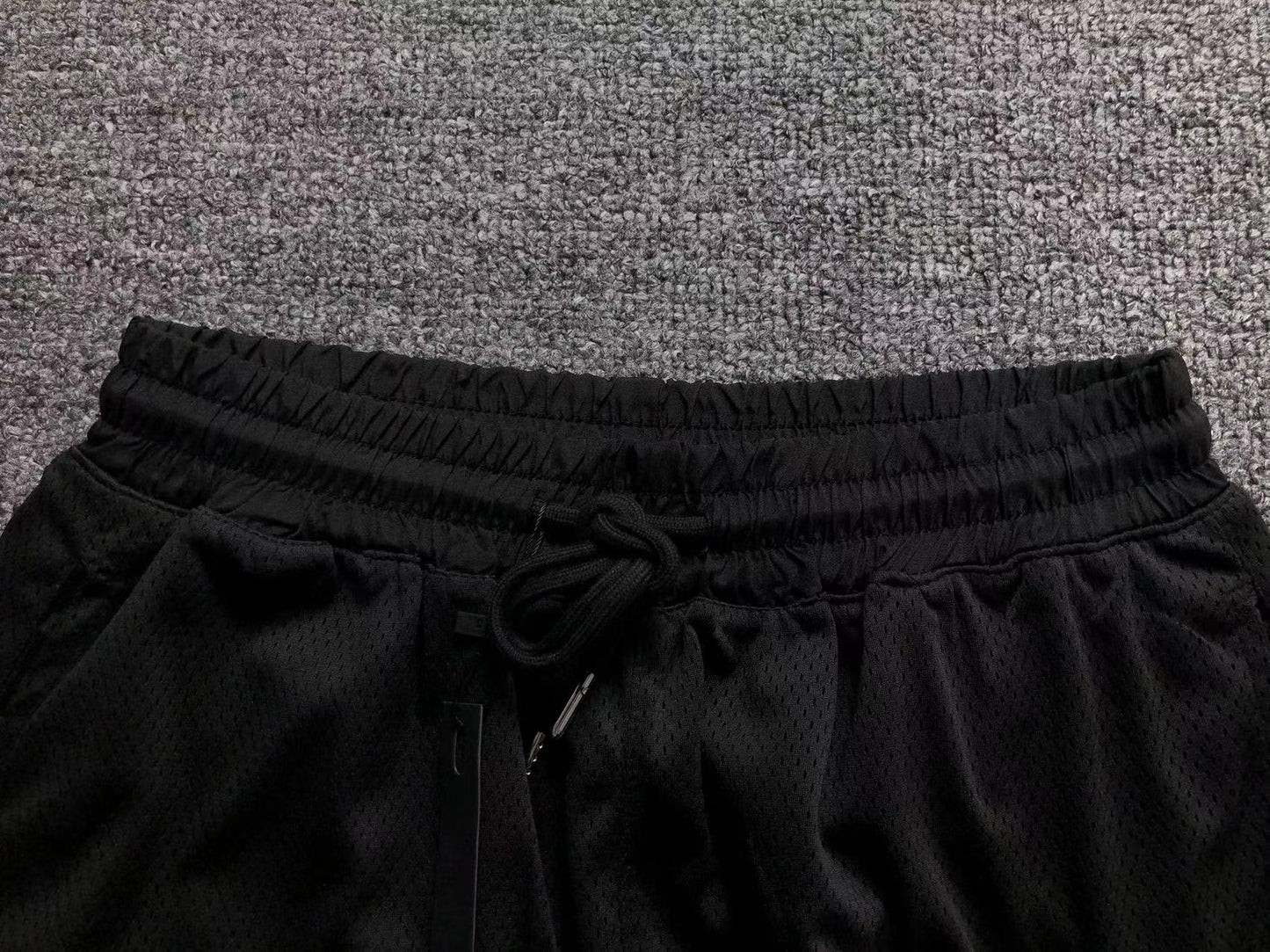 Pantaloncini e maglietta Amiri