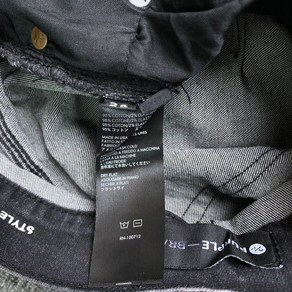 Schmale Jeans der Marke Purple Brand