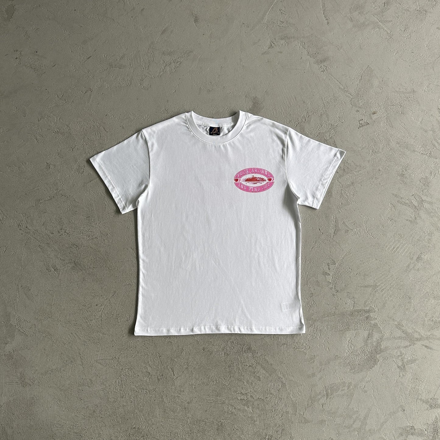 Corteiz T-Shirt Fuck Around und finden Sie heraus 