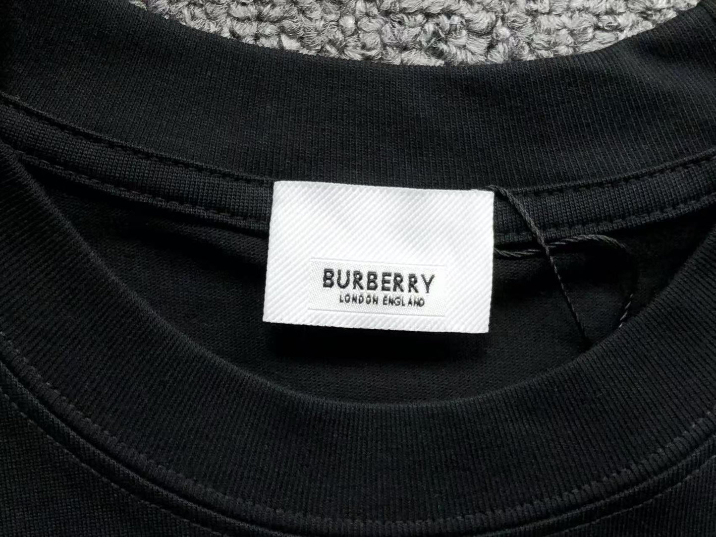 Burberry T-Shirt 