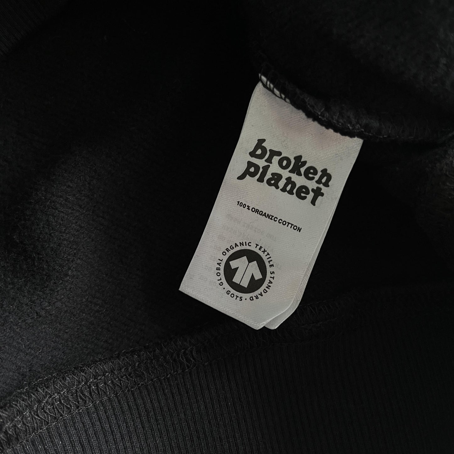 Broken Planet True Love Kapuzenpullover 