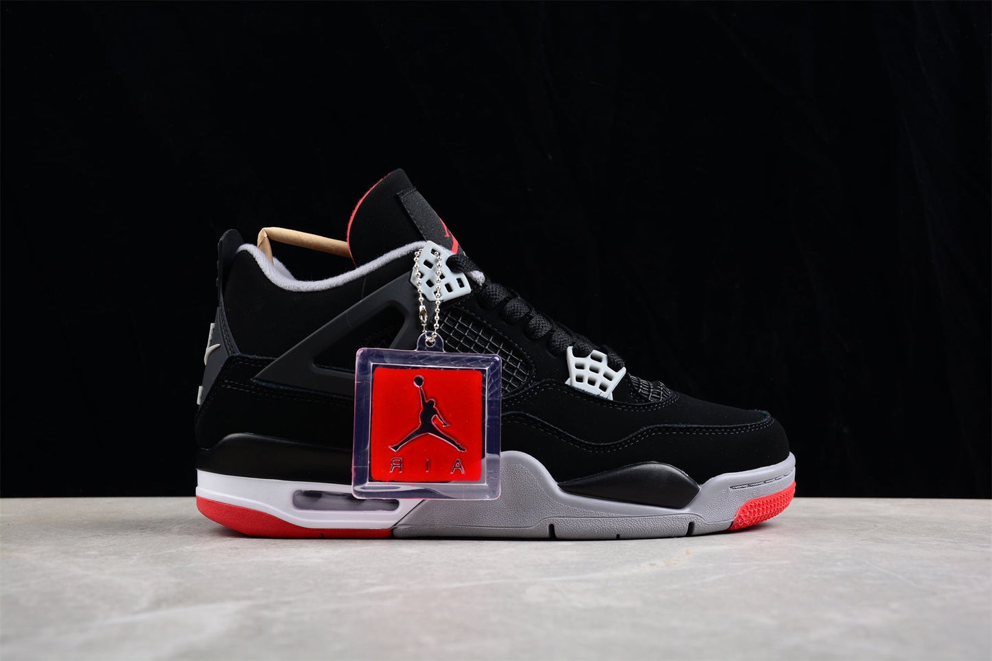 Air Jordan 4 Retro Bred 