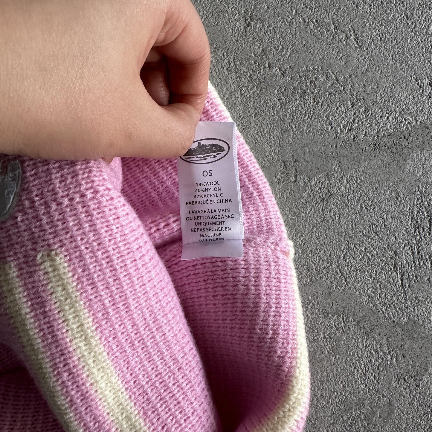 Corteiz Strickmütze mit Streifen - Pink