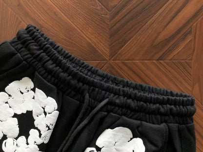 Pantaloncini con strappi in denim 