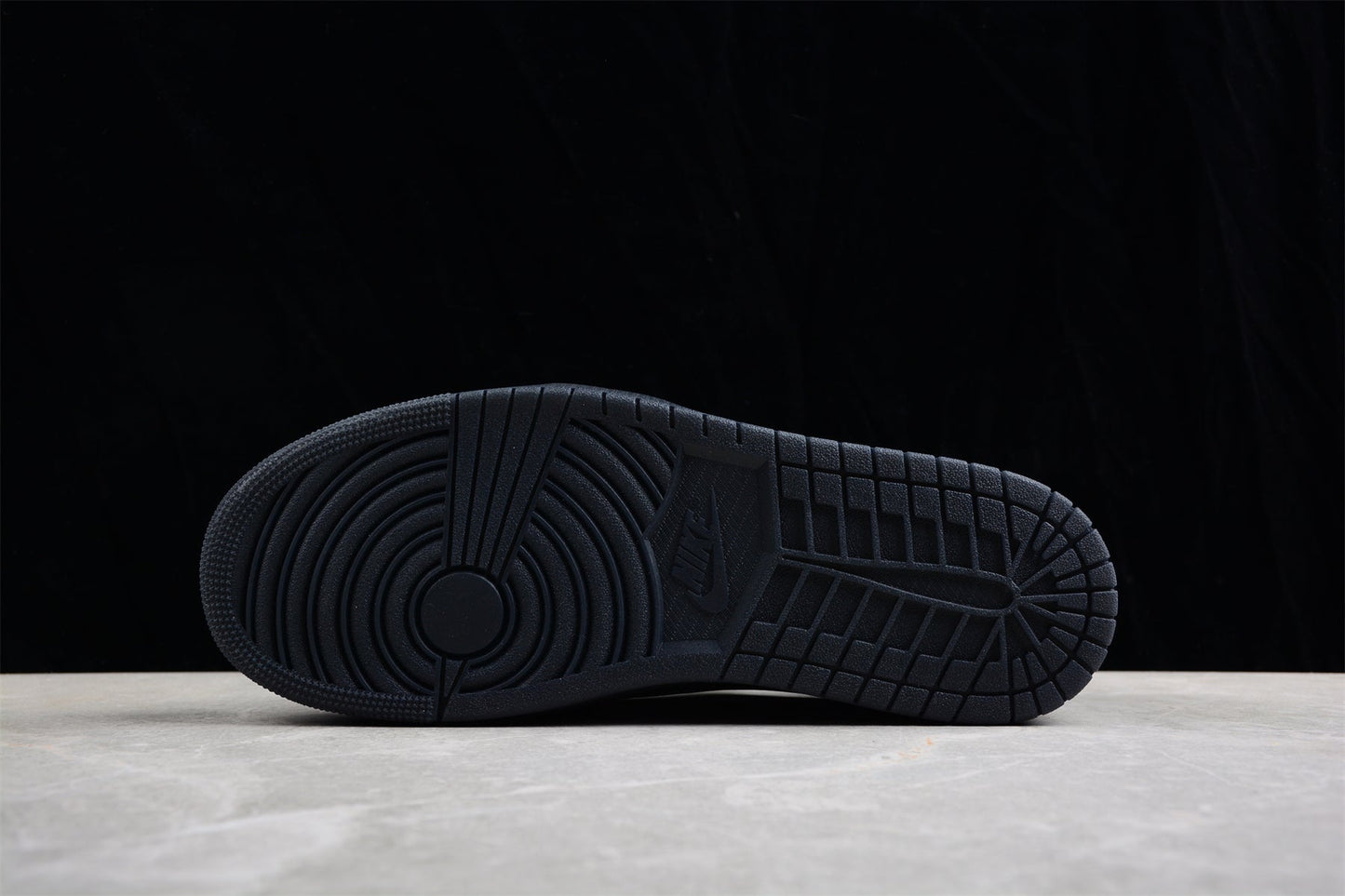 Jordan 1 Retro Low OG SP Travis Scott Black Phantom