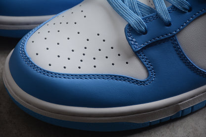 Nike Dunk Low Universitätsblau 