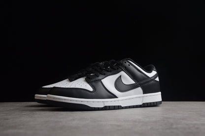 Nike Dunk Low Schwarzer Panda 