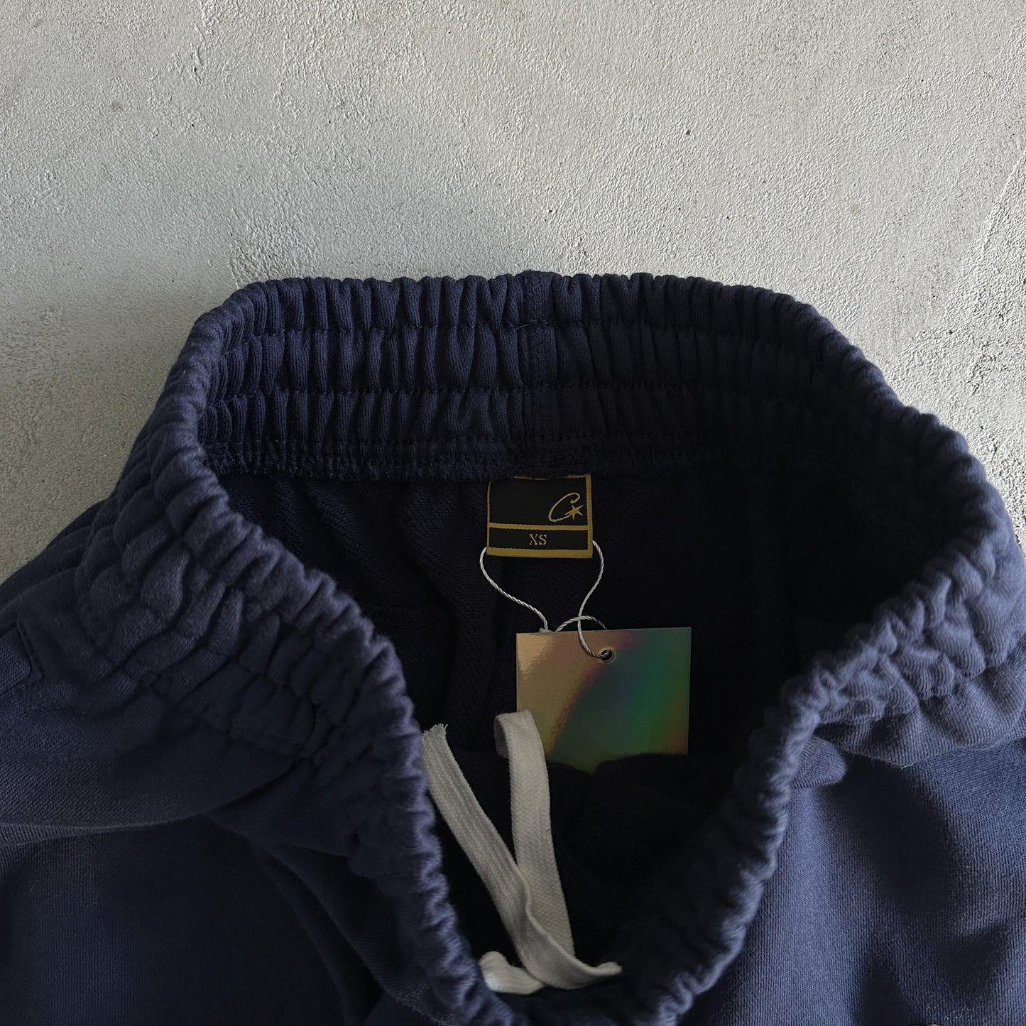 Corteiz Hose mit dreidimensionalem Adler-Print