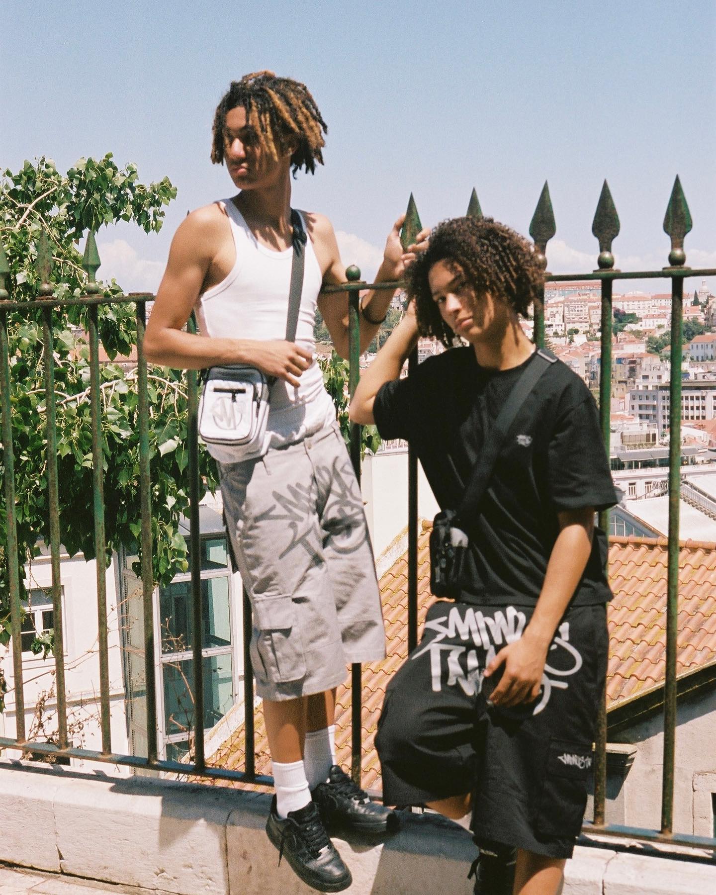 Minus Two Cargo-Shorts