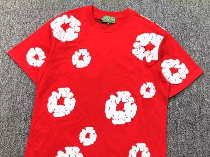 Completo corto con strappi in denim