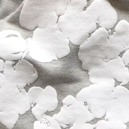 Pantaloncini con strappi in denim 