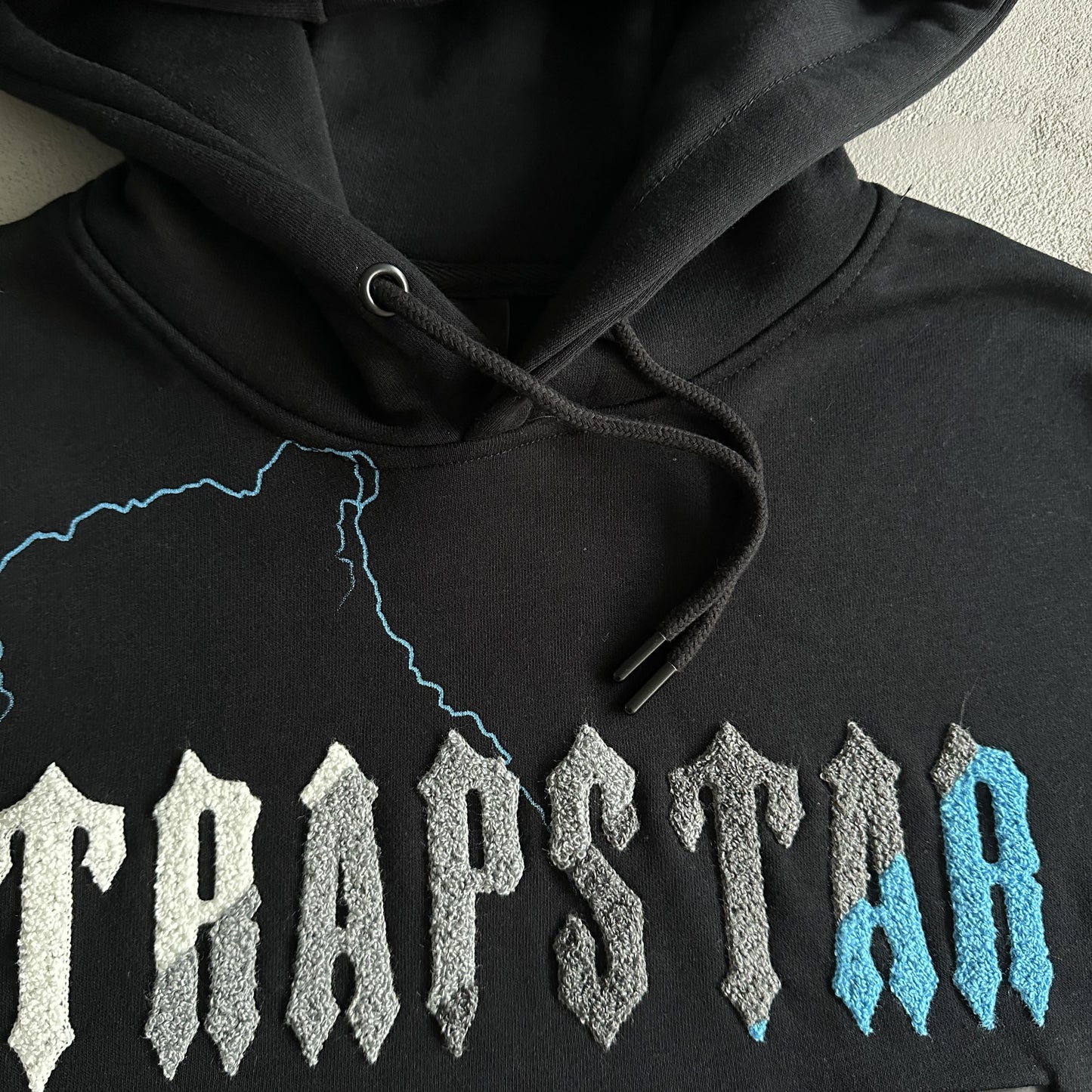 Trapstar Trainingsanzug Chenille Lightning 