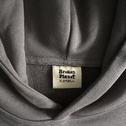 Broken Planet Kapuzenpullover „Finde dein Gleichgewicht“ 