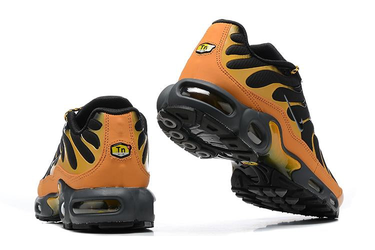 Nike Air Max Plus University Gold Black