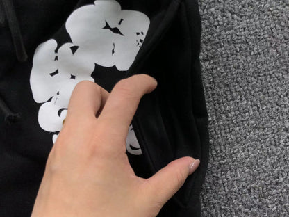 Pantaloncini con strappi in denim