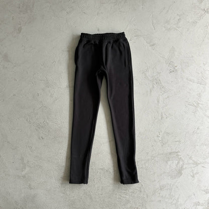 Synaworld Rundhalsanzug Schwarz 