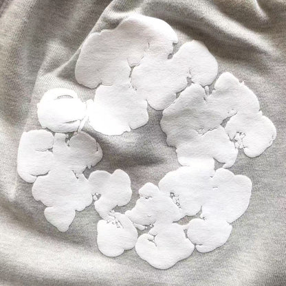 Pantaloncini con strappi in denim 