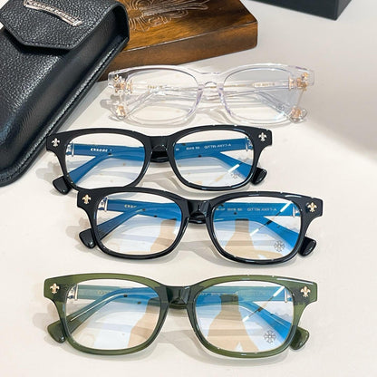 Brille mit verchromten Herzen