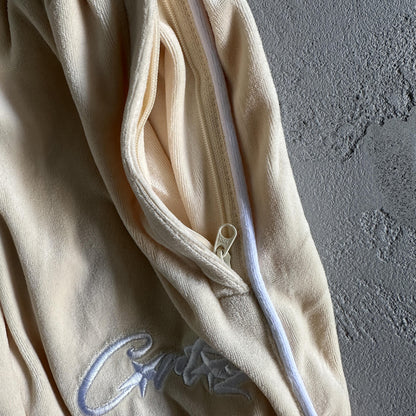 Corteiz Velvet Trackset Creme 